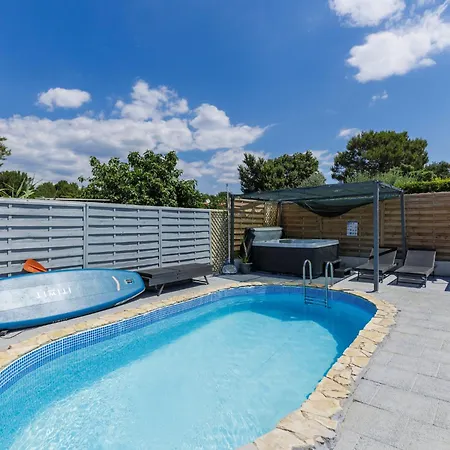 Sabo-1 By Interhome Vakantiehuis Vodnjan